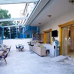 Ikarus Hotel